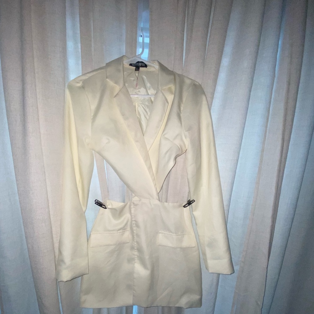 MissyEmpire Elegant Cream Mini Dress